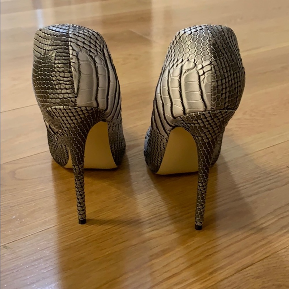 Snake effect pumps - Picture 3 of 7